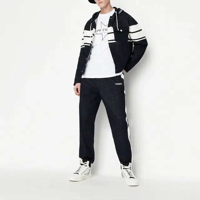 ARMANI EXCHANGE SS23 LogoT