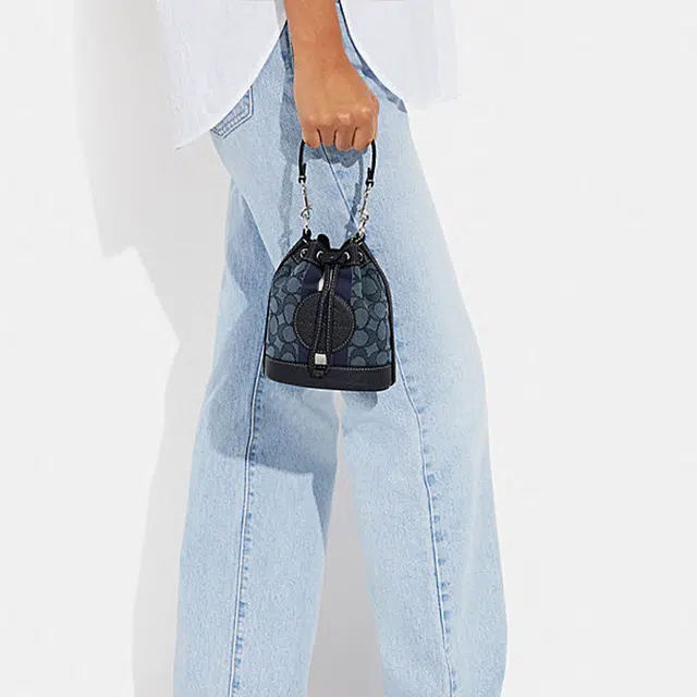 COACH Dempsey 14 Logo chambray