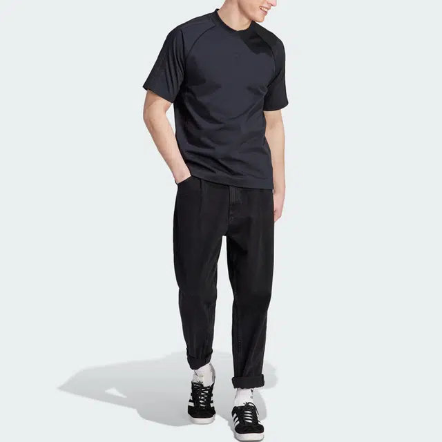 adidas originals Blue Version Essentials LogoT