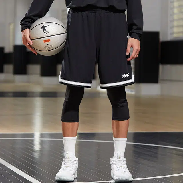 乔丹 毒牙 拼色休闲篮球运动短裤 男款 黑色
