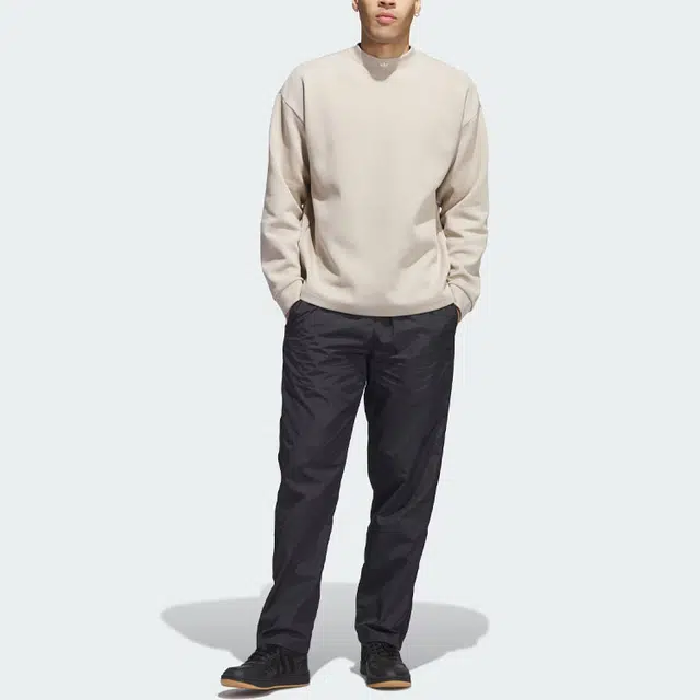 adidas originals 1 Moment Long Sleeve Shirt LogoT