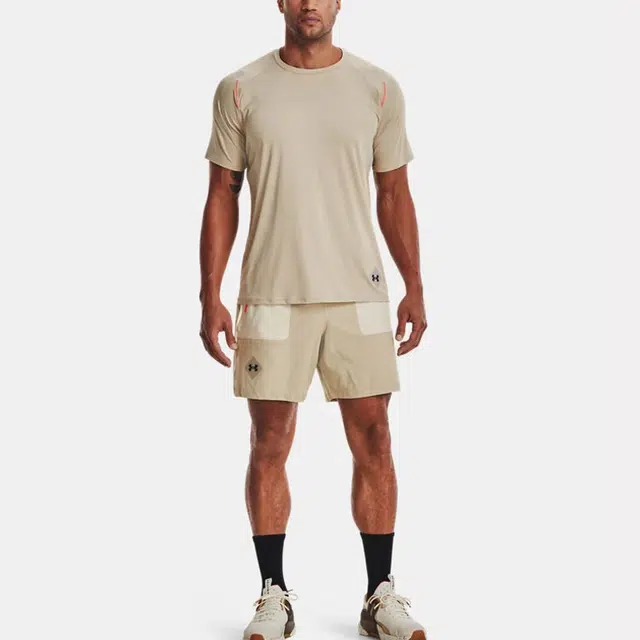 Under Armour T
