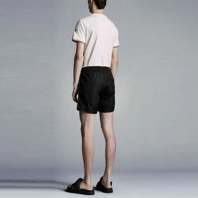 Moncler SS21