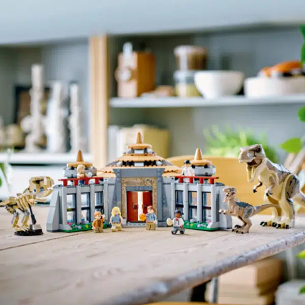 LEGO 693pcs 76961