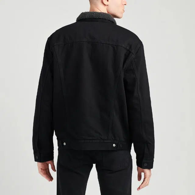 Levis