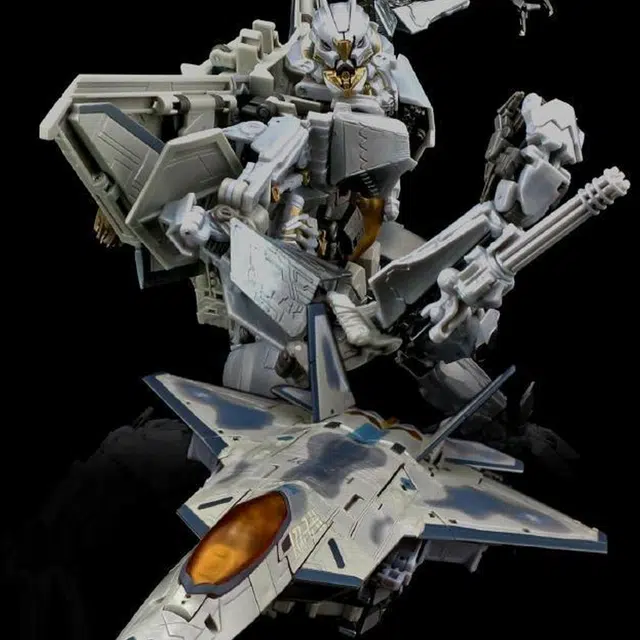 TAKARA TOMY MP MPM-10
