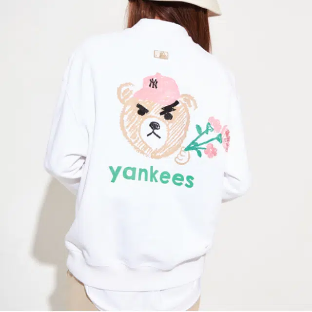 MLB