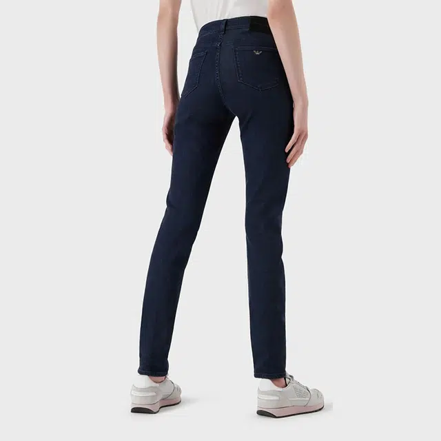 EMPORIO ARMANI FW22