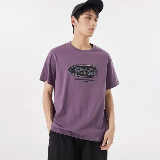 VOLCOM T