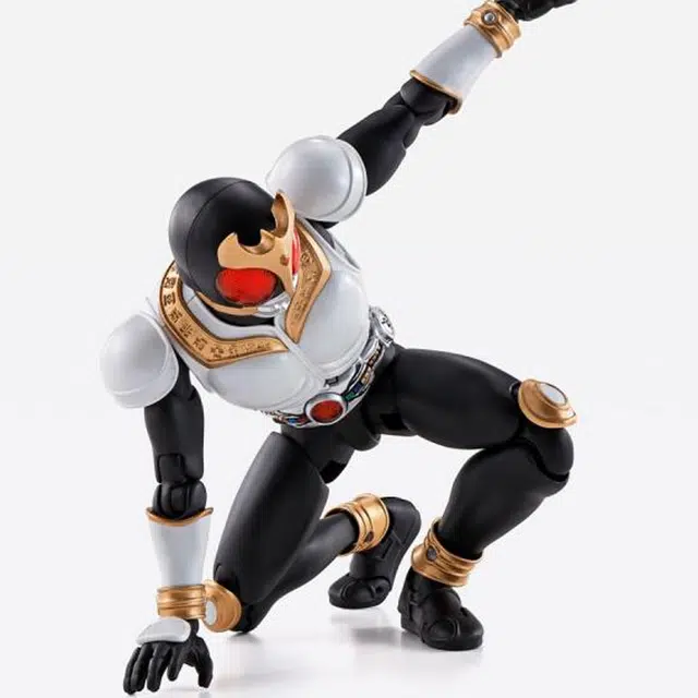 BANDAI KUUGA shf 14.5cm
