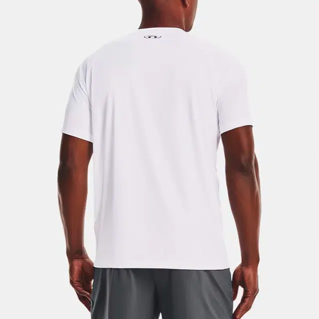 Under Armour T