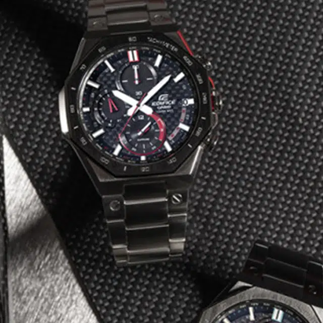 CASIO EDIFICE EQW-A2100