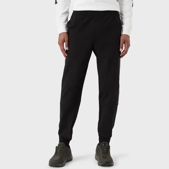 EMPORIO ARMANI FW22 Logo