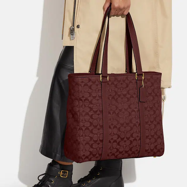 COACH Hudson 35 Tote