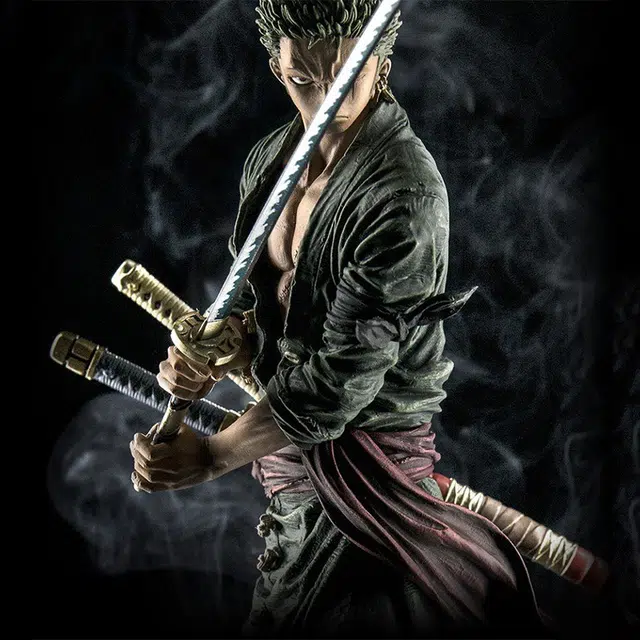 BANPRESTO a 20cm