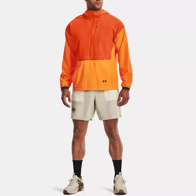 Under Armour Terrain Anorak Logo