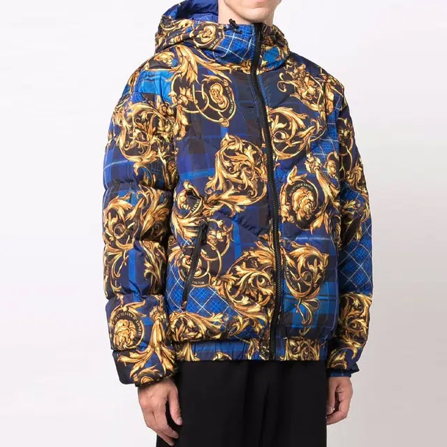 VERSACE