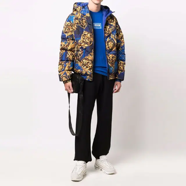 VERSACE