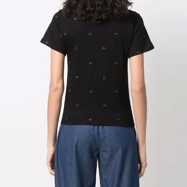 EMPORIO ARMANI SS22 LogoT