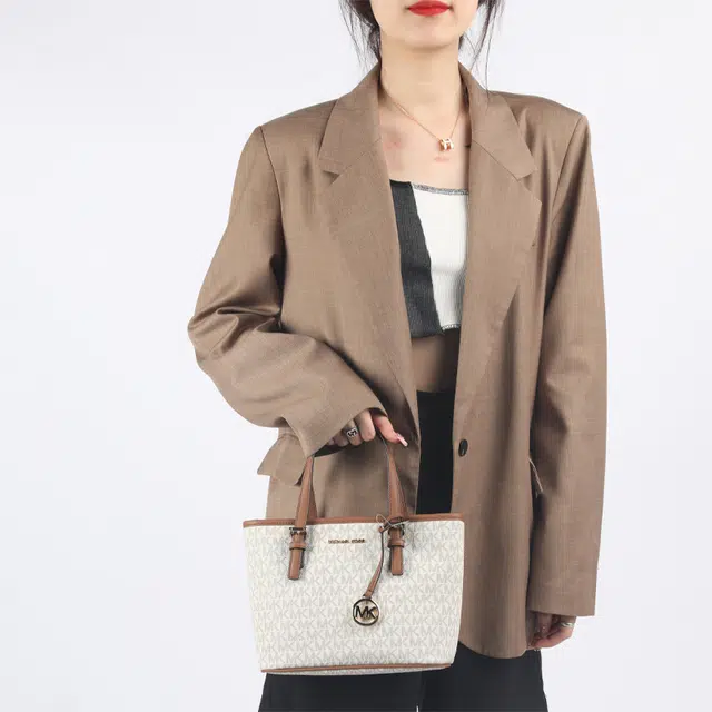 MICHAEL KORS MK Jet Set Tote