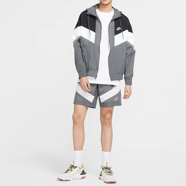 Nike Windrunner Jacket Grey