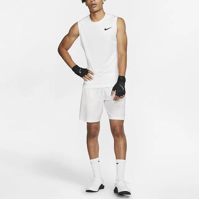 Nike Pro Logo