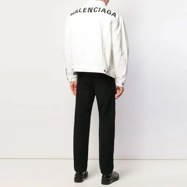 Balenciaga Logo