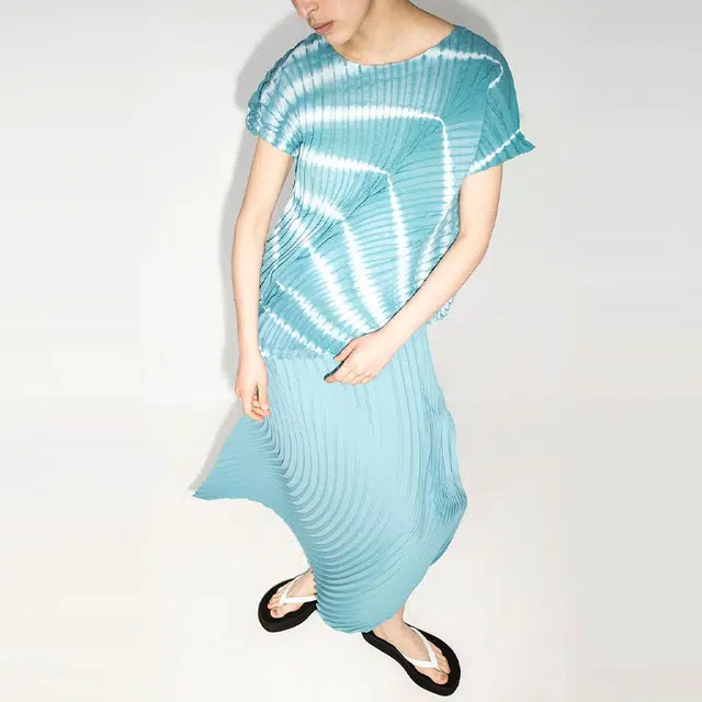 ISSEY MIYAKE SS21 T