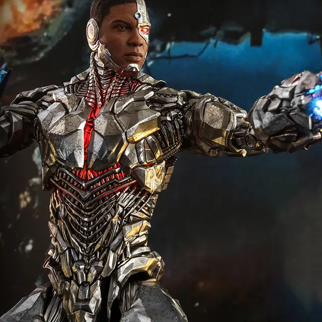 Hot Toys 32cm
