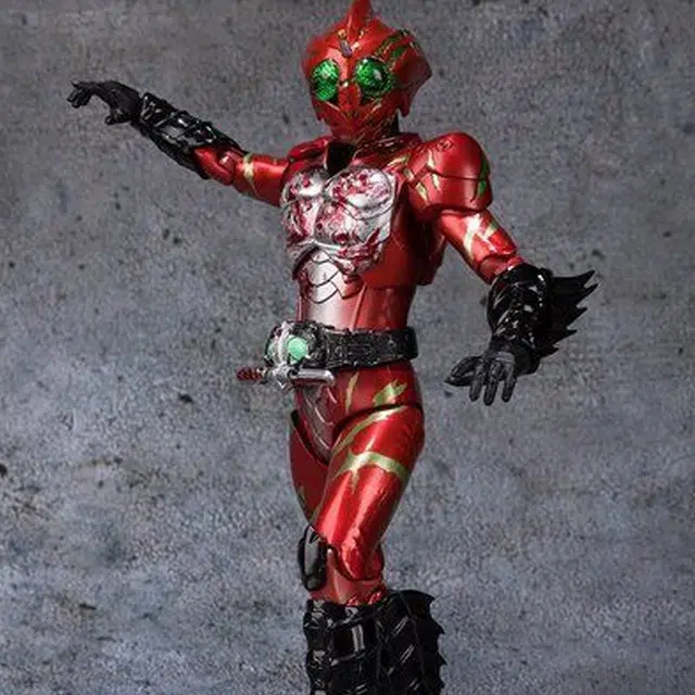 BANDAI Amazons shf 14.5cm