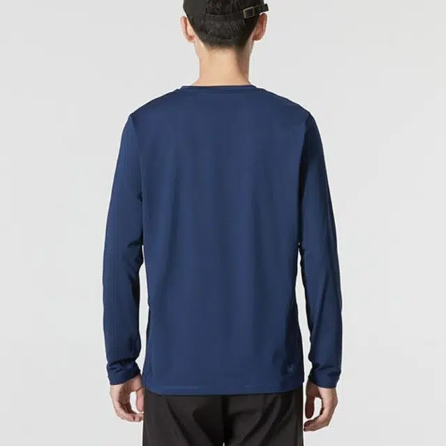 Under Armour T