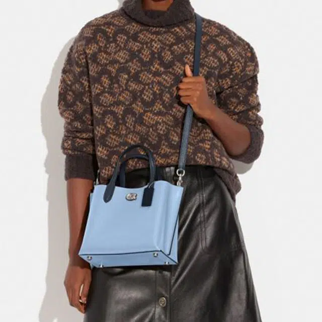COACH Willow 24 Tote