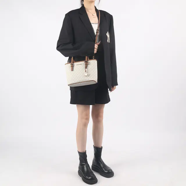 MICHAEL KORS MK Jet Set Tote