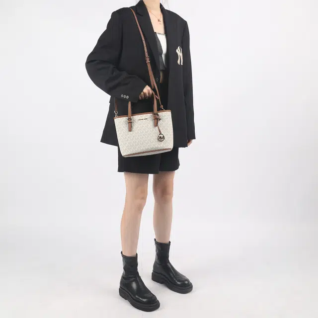 MICHAEL KORS MK Jet Set Tote