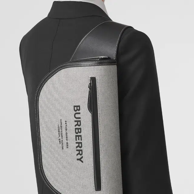 Burberry Olympia