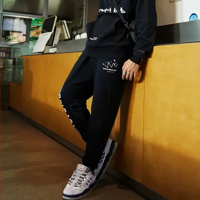 LiNing CF MARS Logo