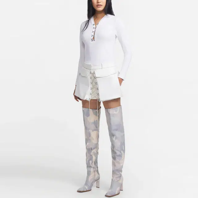 DION LEE