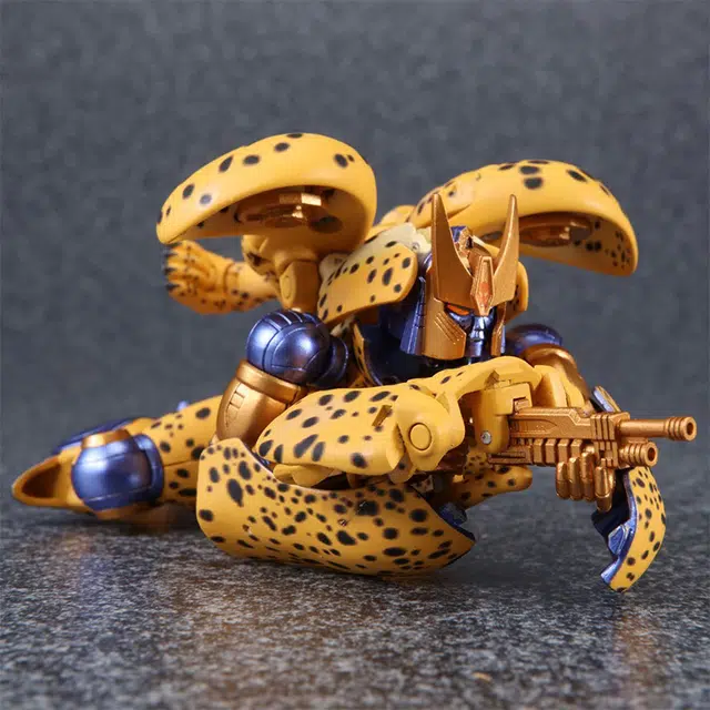TAKARA TOMY MP34 BW 2019 19cm