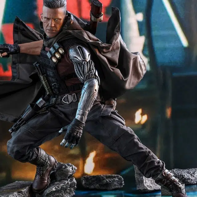Hot Toys 16 mms 583 2 30cm