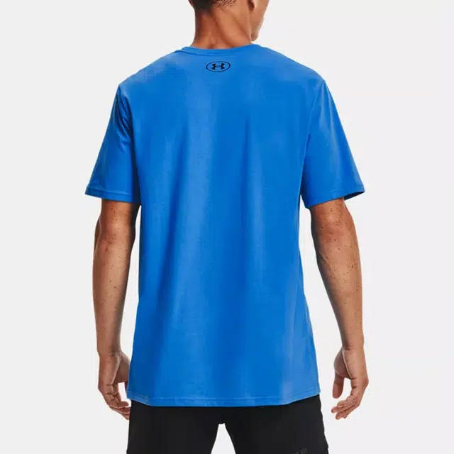 Under Armour T
