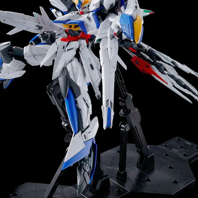 BANDAI MG PB MG 1100 SEED 18cm