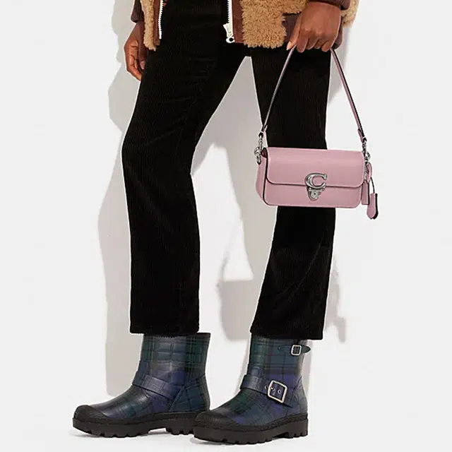 COACH Studio 20