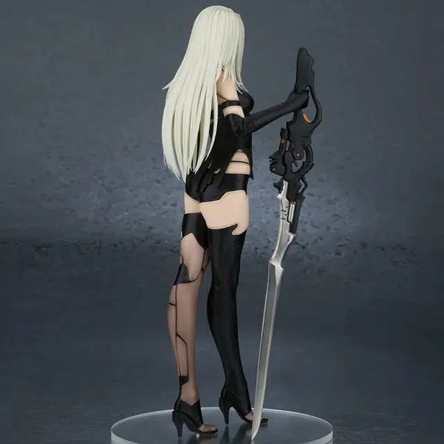 SQUARE ENIX PlayArts A 28cm