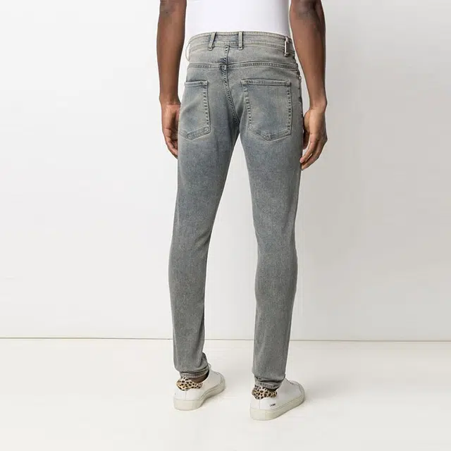 REPRESENT FW21 Logo