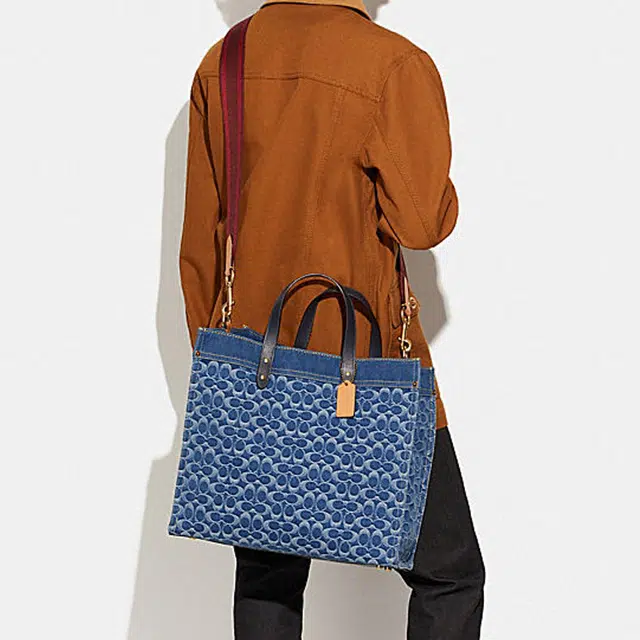 COACH Field 40 Tote