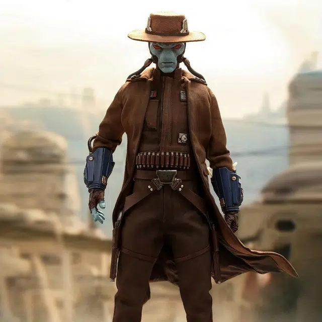 Hot Toys 16 34cm