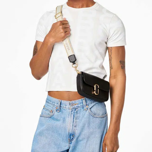 MARC JACOBS
