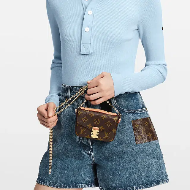 LOUIS VUITTON Micro Metis S-lock