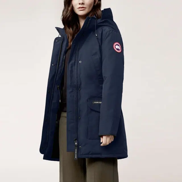 Canada Goose Trillium Logo