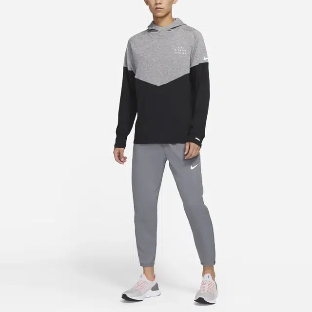 Nike Therma-fit Division